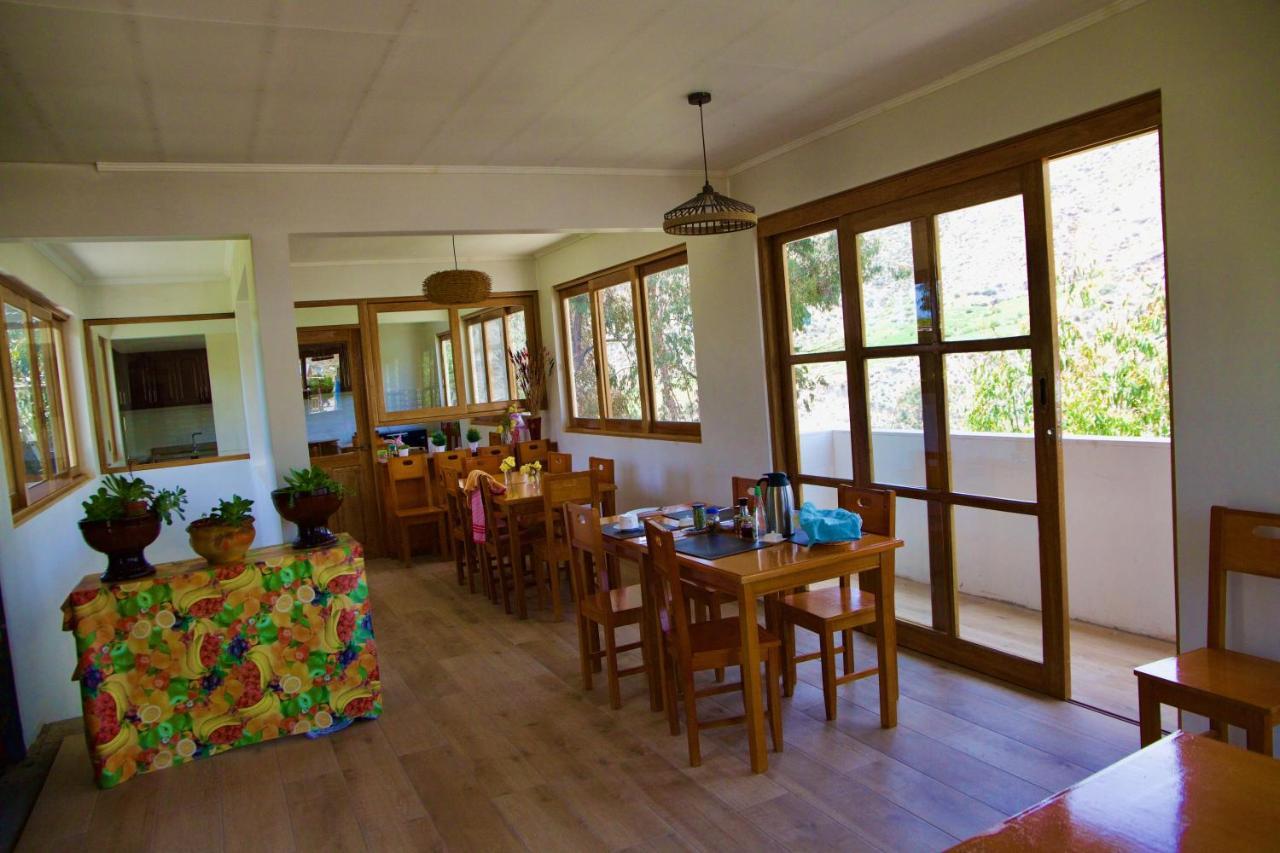 Hostal Vientos Del Altiplano Putre Exteriör bild