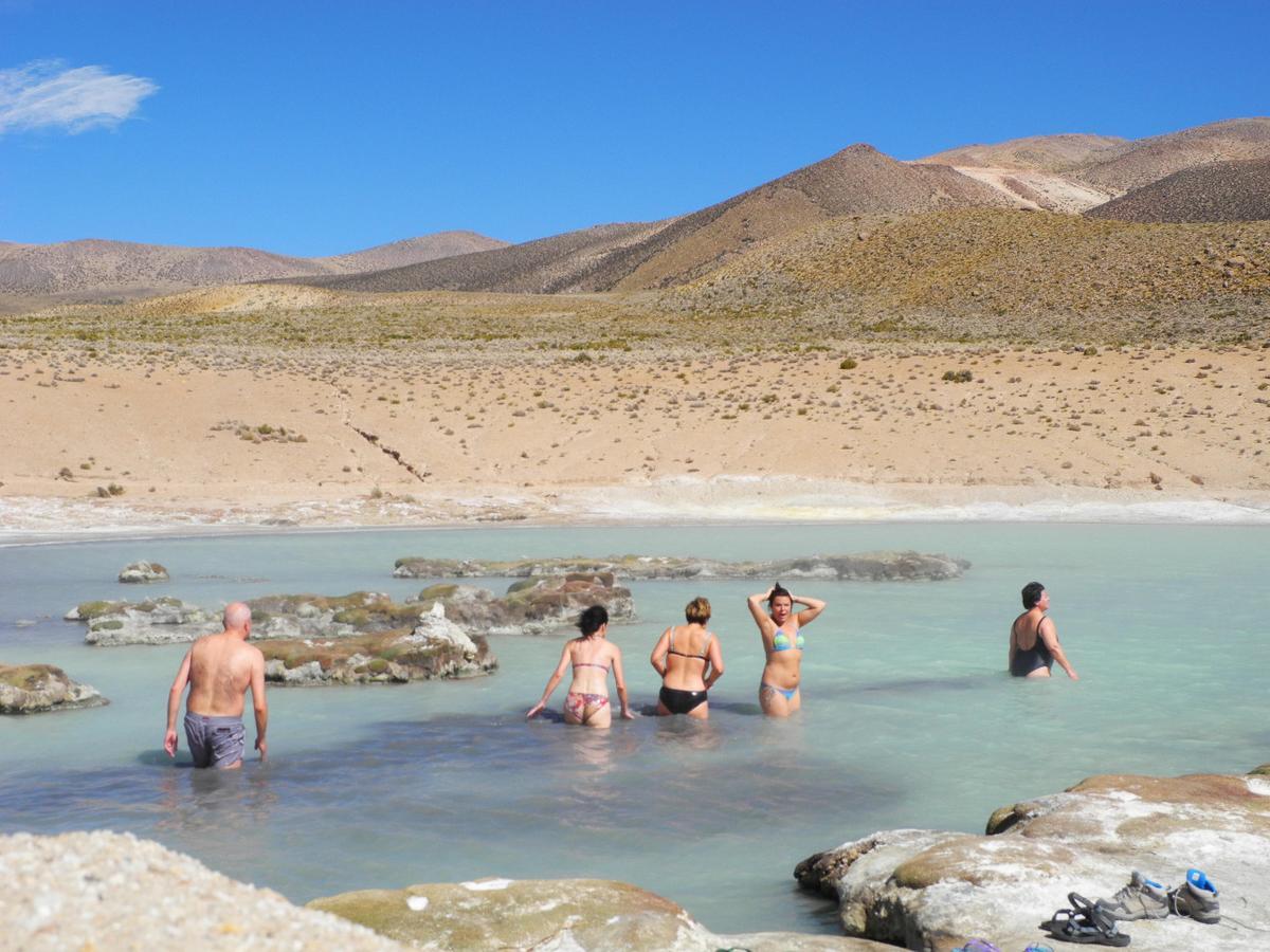 Hostal Vientos Del Altiplano Putre Exteriör bild
